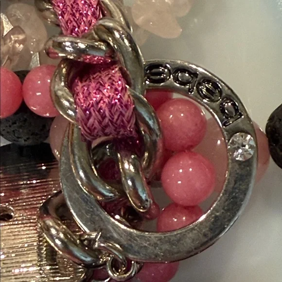 Elegant 10 Piece Pink and Black Beaded Bracelet Bundle - Picture 6 of 8